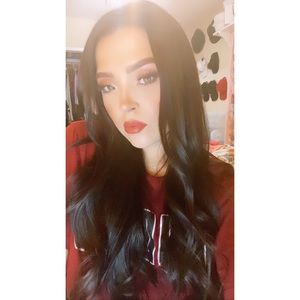 Meet your Posher, Jeniece